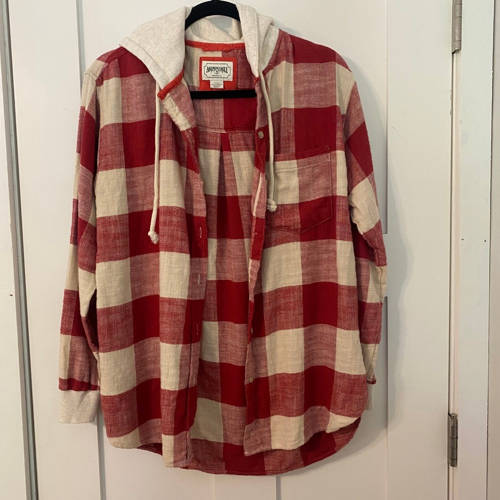 American Eagle Womens S Red Cream Buffalo Plaid Hooded Flannel Shirt Cozy Cabin